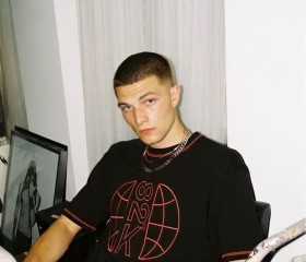 Максим, 18 лет, Павловский Посад