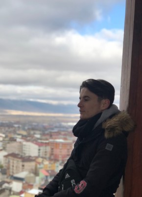 İboş, 22, Türkiye Cumhuriyeti, Trabzon