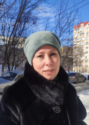 Валерия из Саратова 54 года