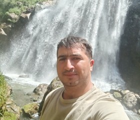 MM, 33, Yerevan