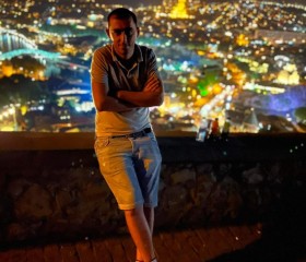 Levani, 37, Batumi