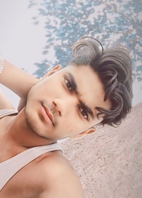 Právě   bhai, 18, Federal Democratic Republic of Nepal, Birgunj