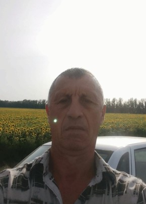 Иван, 60, Россия, Лиски