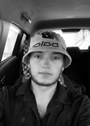 Бек из Токтогула 24 года