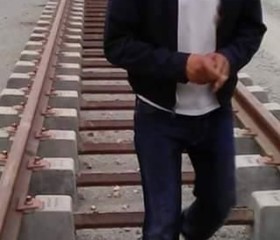 kamel, 45, Tadmait