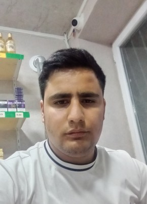 J из Bakı 20 лет