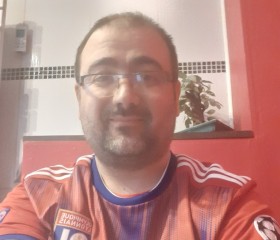 vieux, 39, Lyon