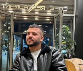 Zakaria, 26, Taza