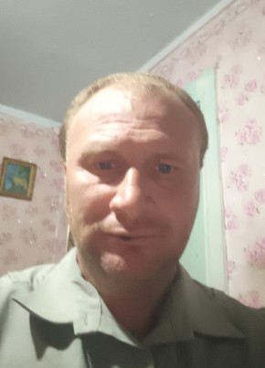 Стас из Спасск-Дальния 18 лет