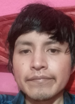 Luis, 18, República de Guatemala, Nueva Guatemala de la Asunción