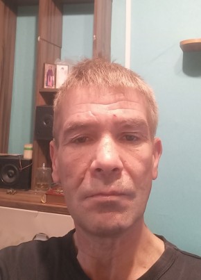 Олег из Южно-Сахалинска 51 год