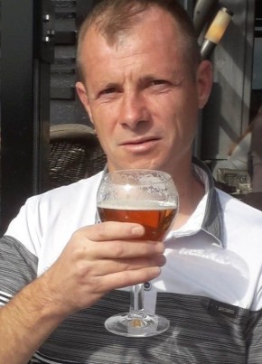 Sebastien, 45, République Française, Rouen