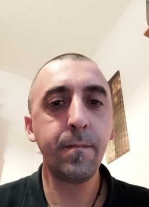 Luigi, 43, Repubblica Italiana, Trento