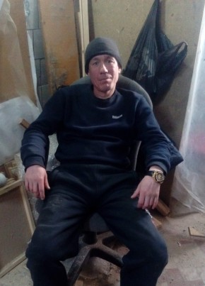 Александр из Ангарска 44 года