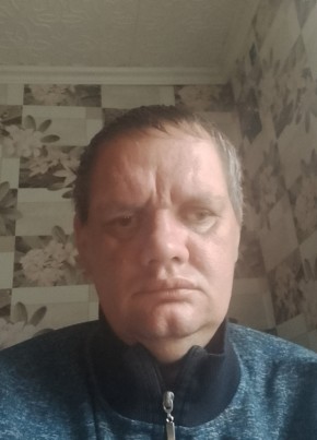 Юрий из Пугачева 43 года