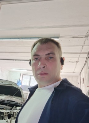 Алексей из Владивостока 48 лет