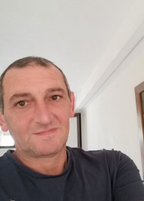 Михаил из Кисловодска 48 лет