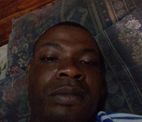 Joël Abou, 30, Cotonou