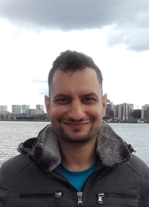 Mohammed из Accrington 42 года
