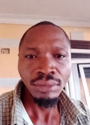 Okello Geoffrey из Kampala 30 лет