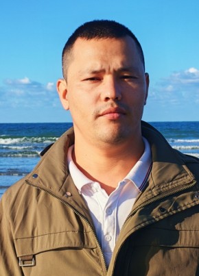Oybek из Dunkerque 37 лет