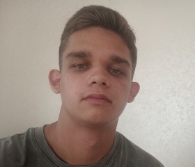 Denis, 21, Novosibirsk