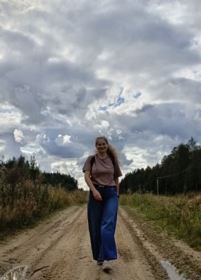 Yana, 40, Russia, Saint Petersburg