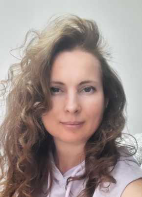 Ольга, 44, Россия, Кремёнки