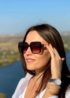Евгения из Ростова-на-Дону 42 года