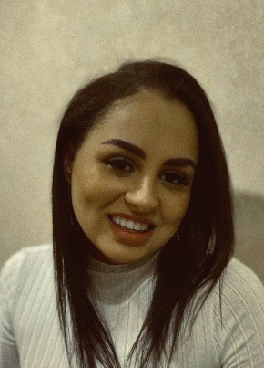 Арина из Махачкалы 36 лет