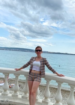 Elena, 39, Russia, Kovrov