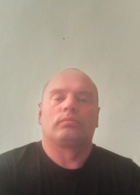 Михаил из Верхнего Уфалея 42 года