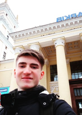 Олег, 21, Україна, Зміїв