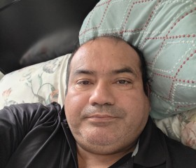Leonardo, 50, West Des Moines