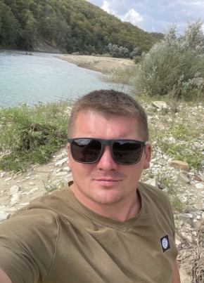 Илья из Вышнего Волочека 31 год