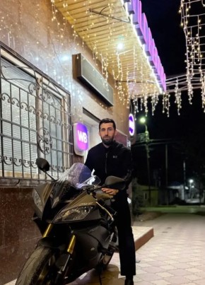 Арсен из Новочеркасска 33 года