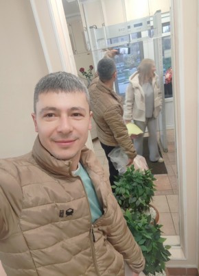 Максим из Химки 34 года