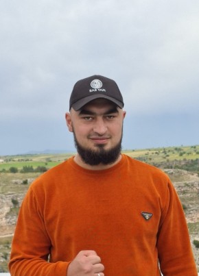 Ahmet из İzmir 23 года