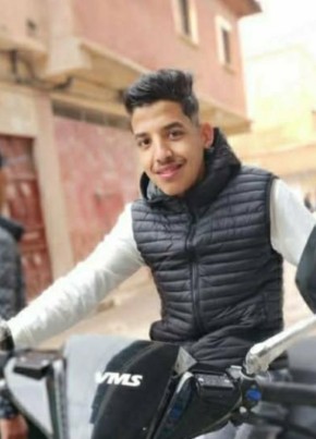 Marwen из Algiers 22 года