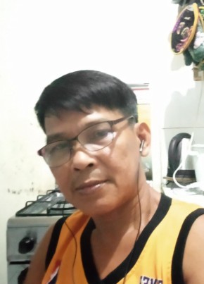 Elmer literal, 29, Pilipinas, Makati City
