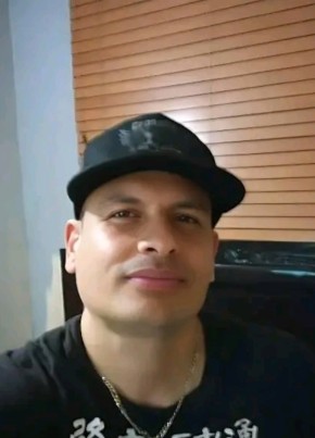 RAMSES из Tijuana 45 лет