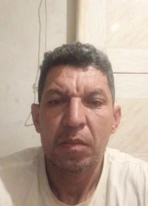 Adriano Pedro из Londrina 46 лет