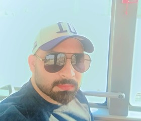 Fayyaz, 39, Sheikhupura
