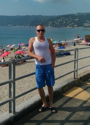 Андрей, 29, Repubblica Italiana, Binasco