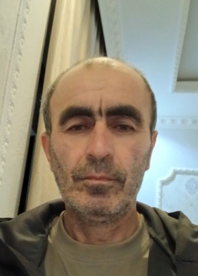 Хачатур из Գյումրի 52 года