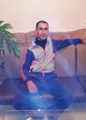 Varsham, 40, Հայաստանի Հանրապետութիւն, Երեվան