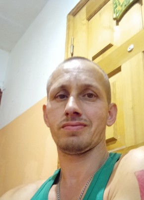 Иван, 36, Россия, Суворов