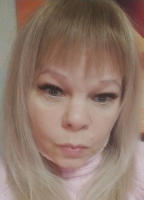 Ирина из Соснового Бора 42 года