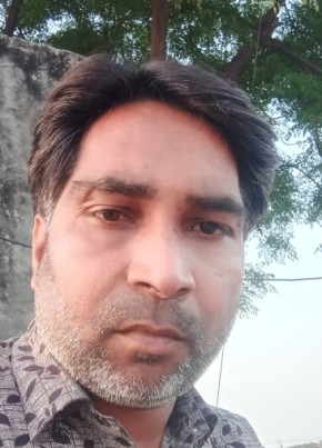 Johny Yadav, 30, India, Jahāngīrābād