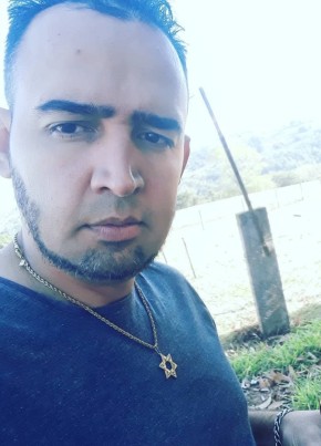 Jhonathan avelin из Sarandi (Paraná) 41 год